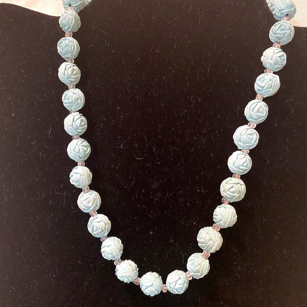 Unusual vintage blue peony bead necklace